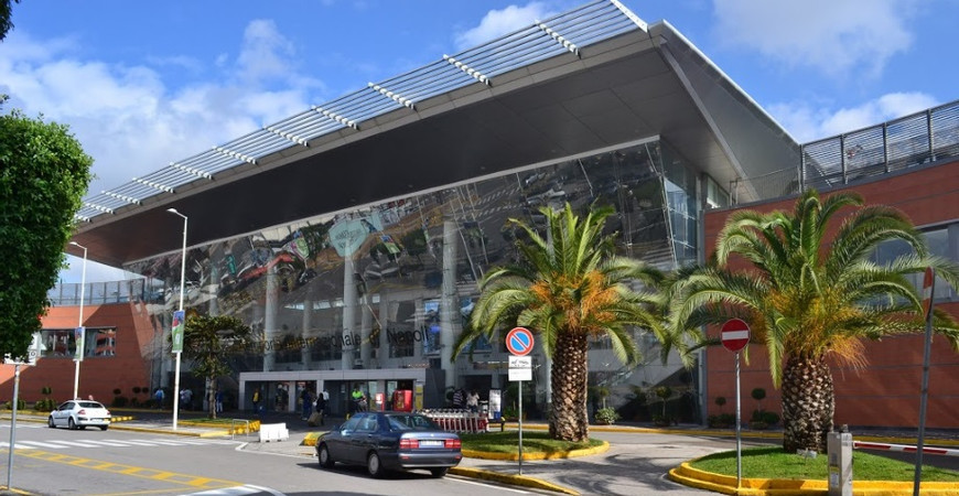 neapol airport