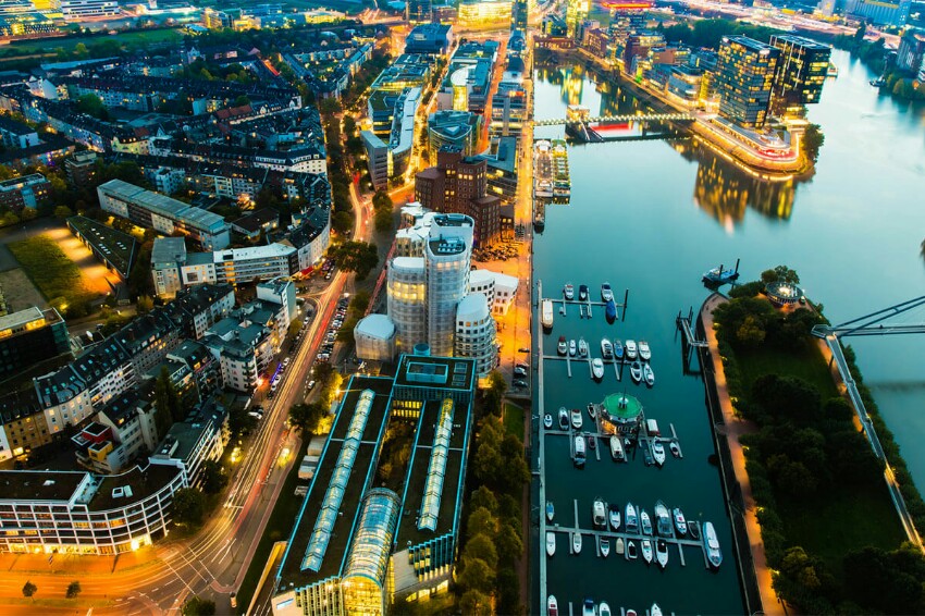 duesseldorf general info 850x566
